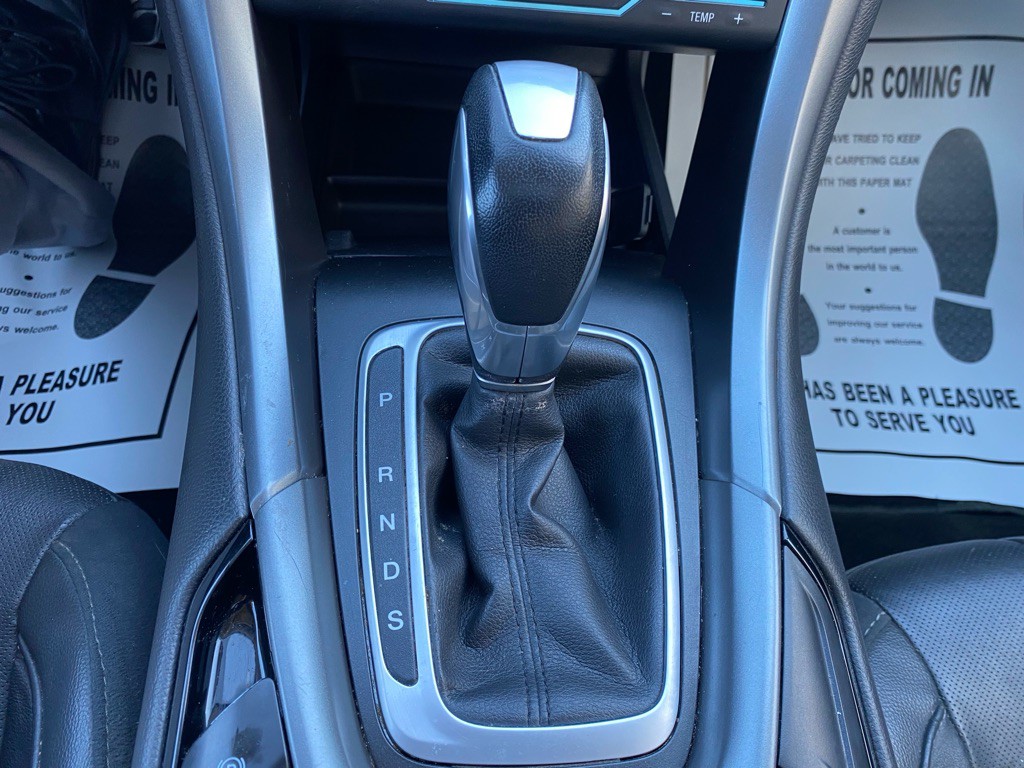 2013 Ford Fusion Image 24