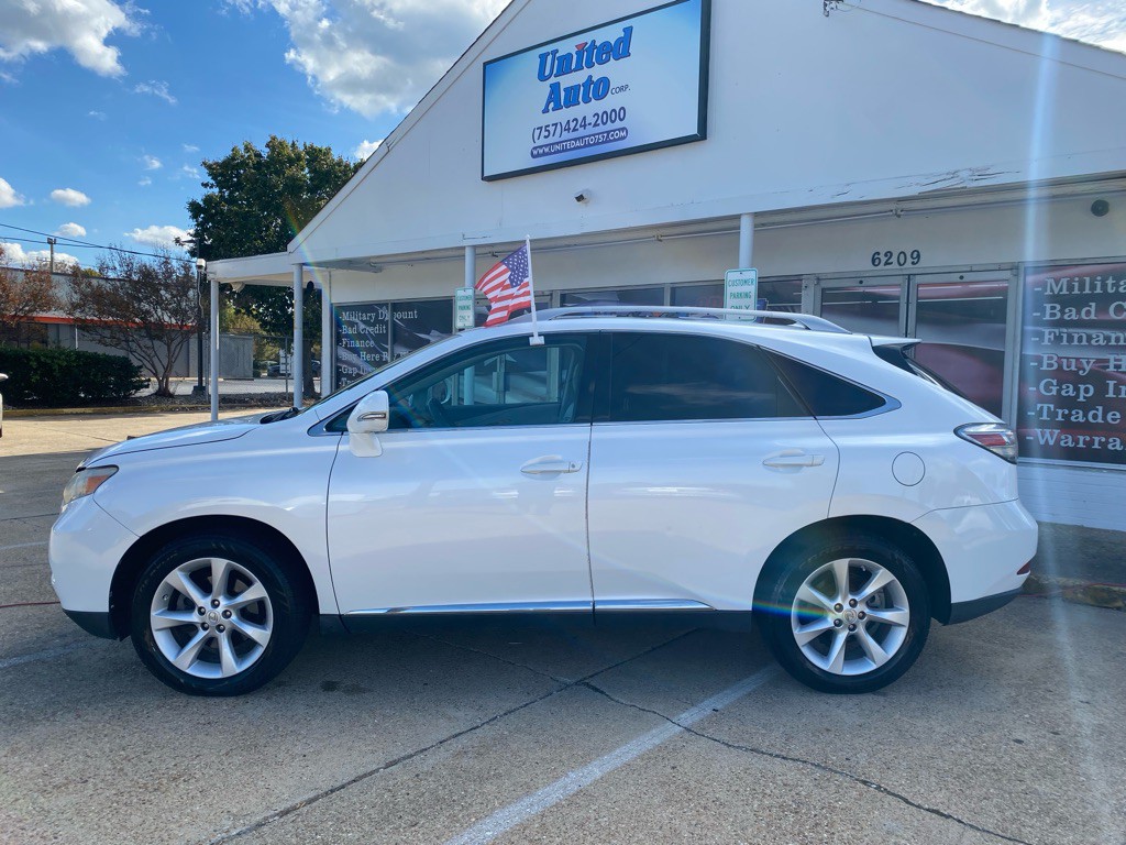 2010 Lexus RX Image 3