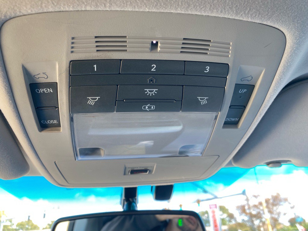 2010 Lexus RX Image 26