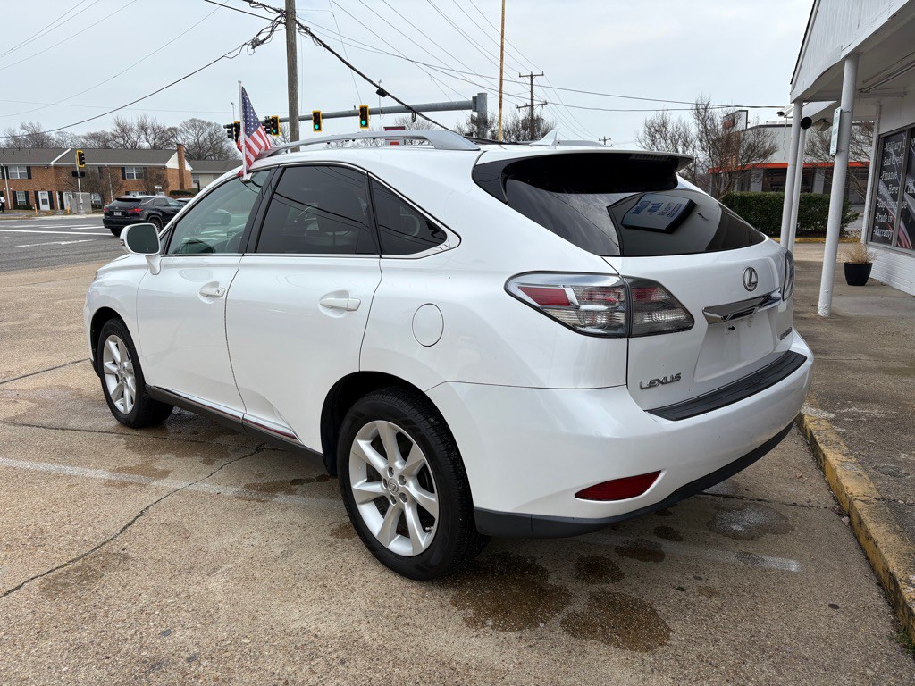 2010 Lexus RX Image 4