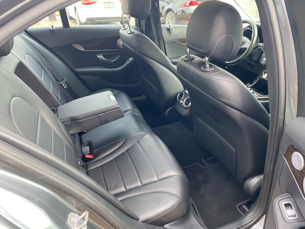2017 Mercedes-Benz C-Class Image 11