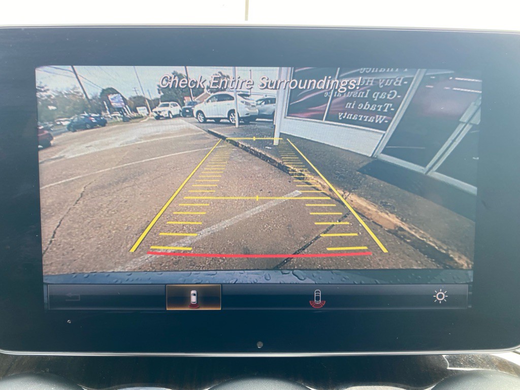 2017 Mercedes-Benz C-Class Image 14