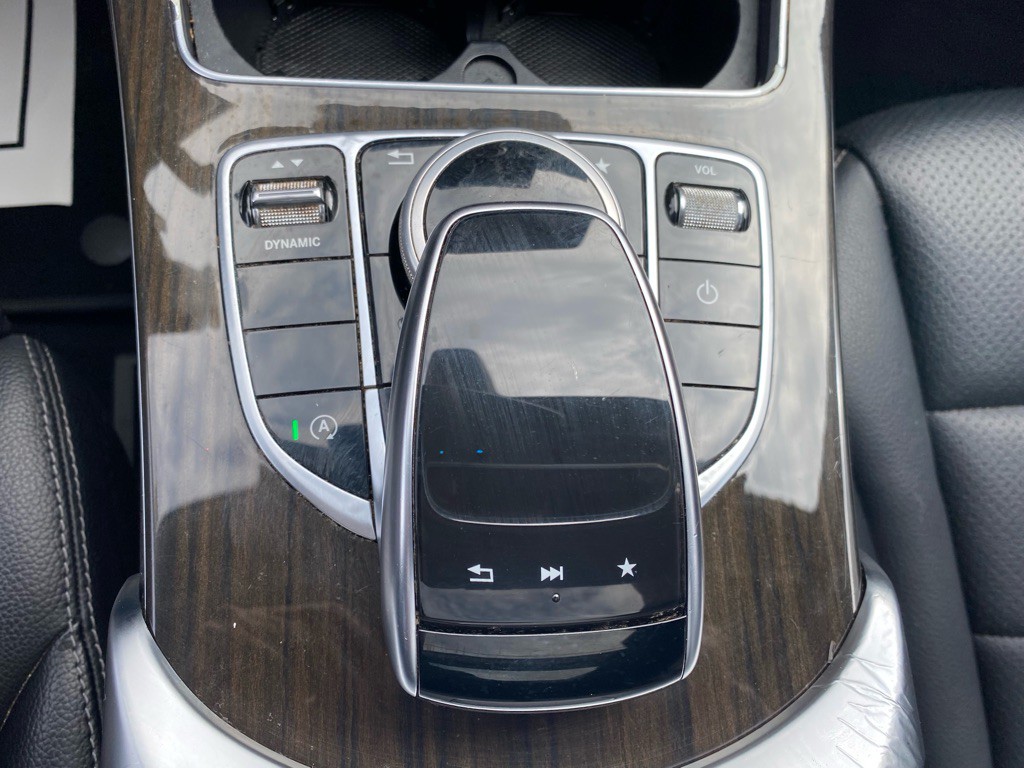 2017 Mercedes-Benz C-Class Image 21