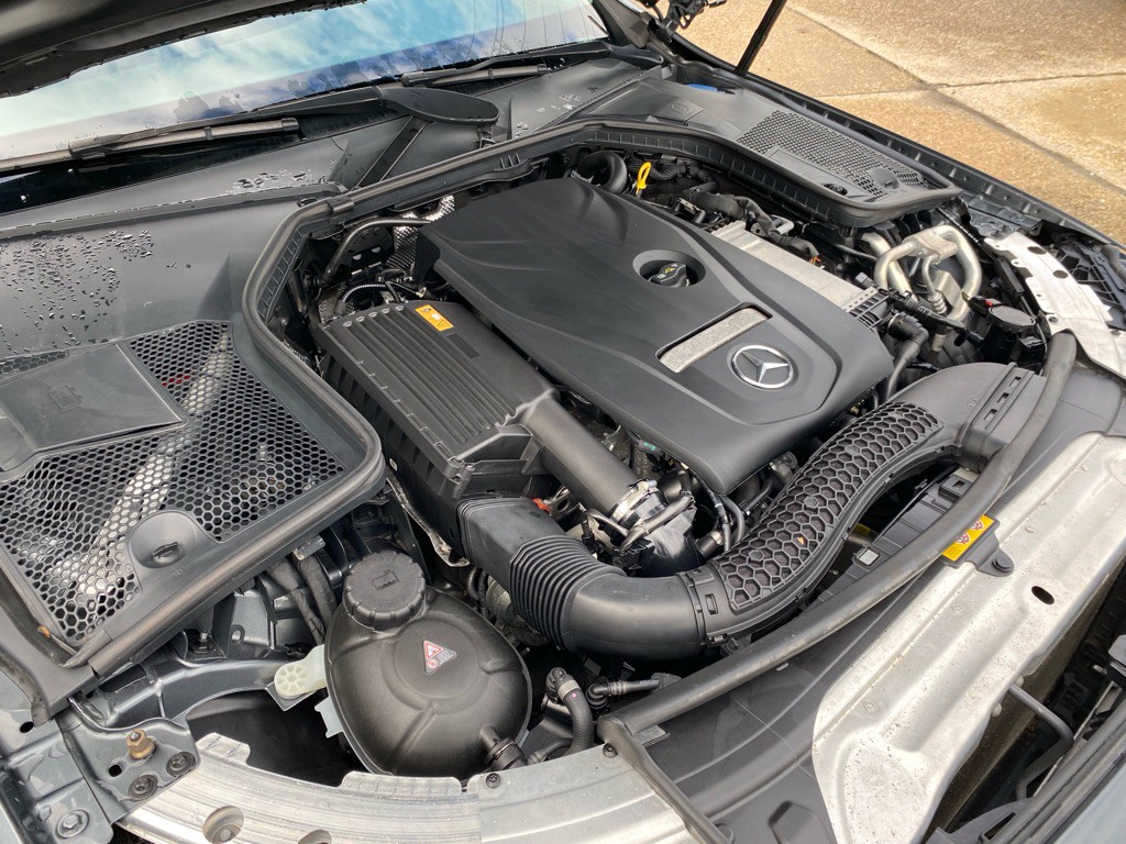 2017 Mercedes-Benz C-Class Image 29