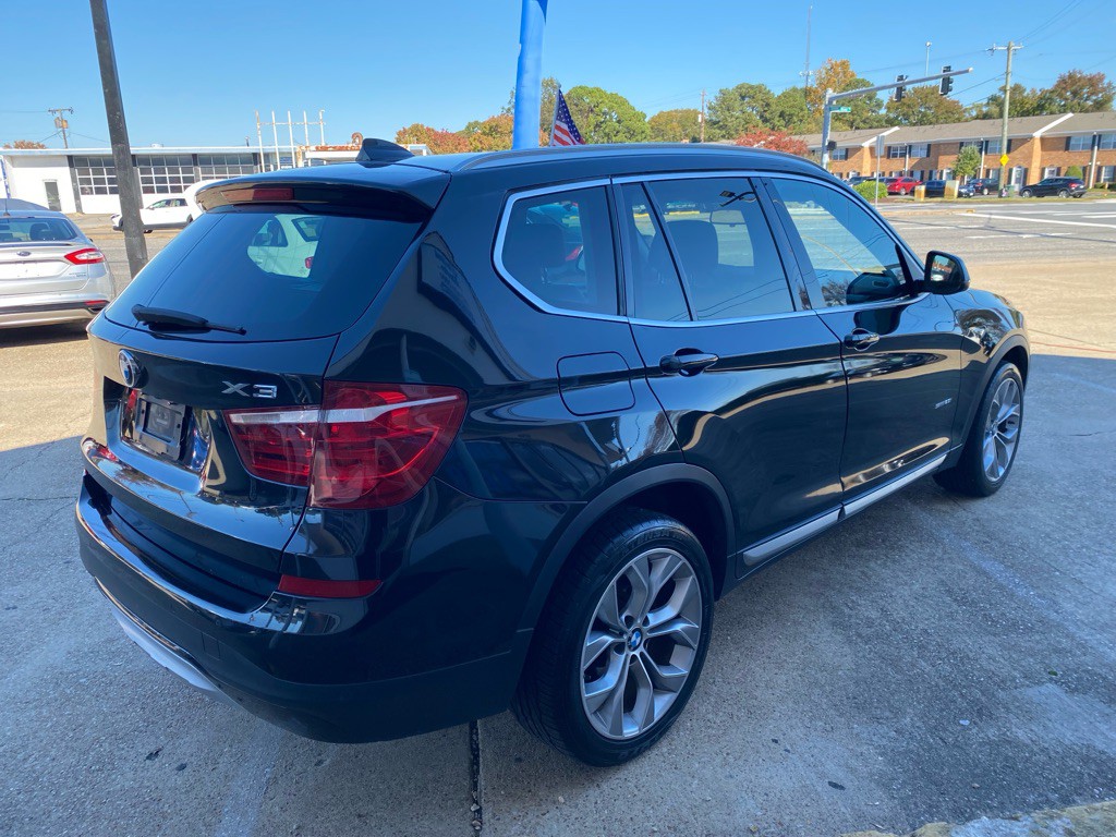 2017 BMW X3 Image 7