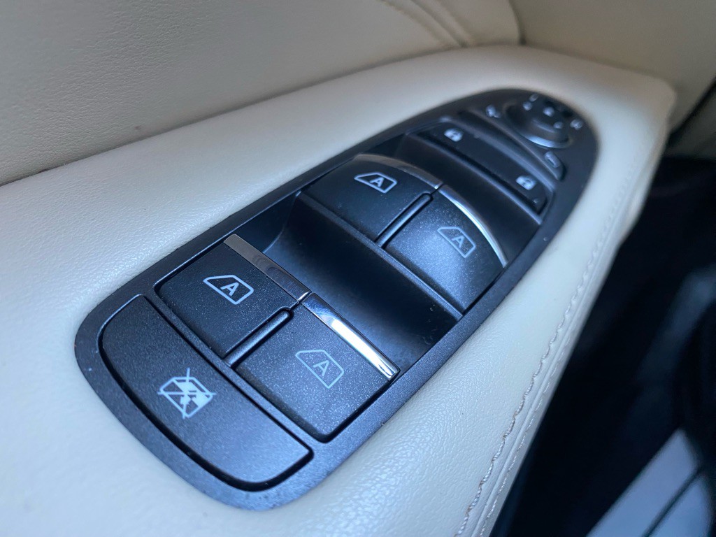 2015 INFINITI QX60 Image 23