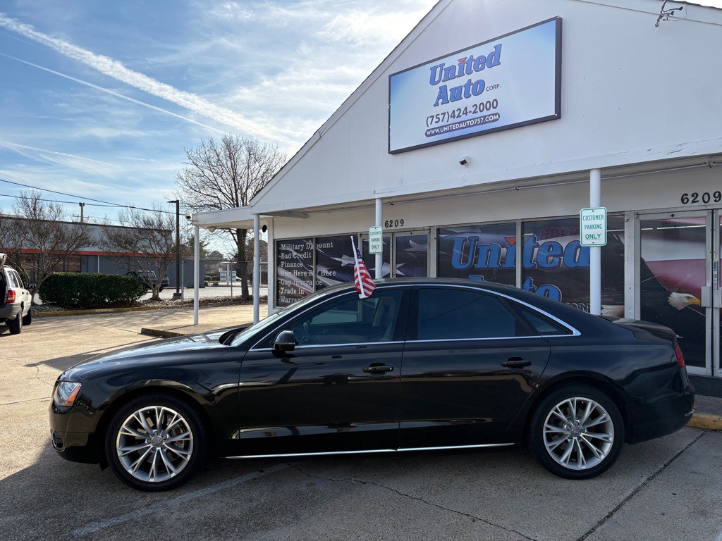 2013 Audi A8 Image 3