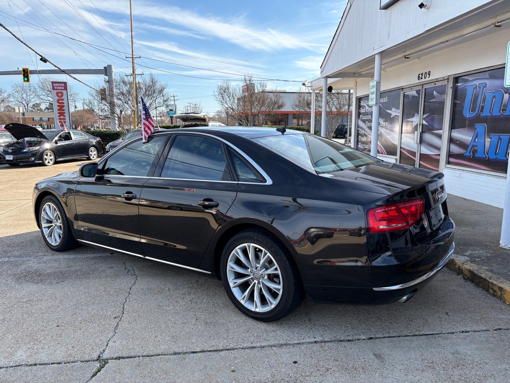2013 Audi A8 Image 4
