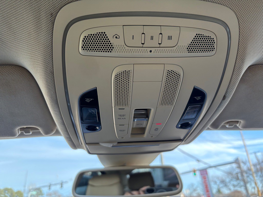 2013 Audi A8 Image 26