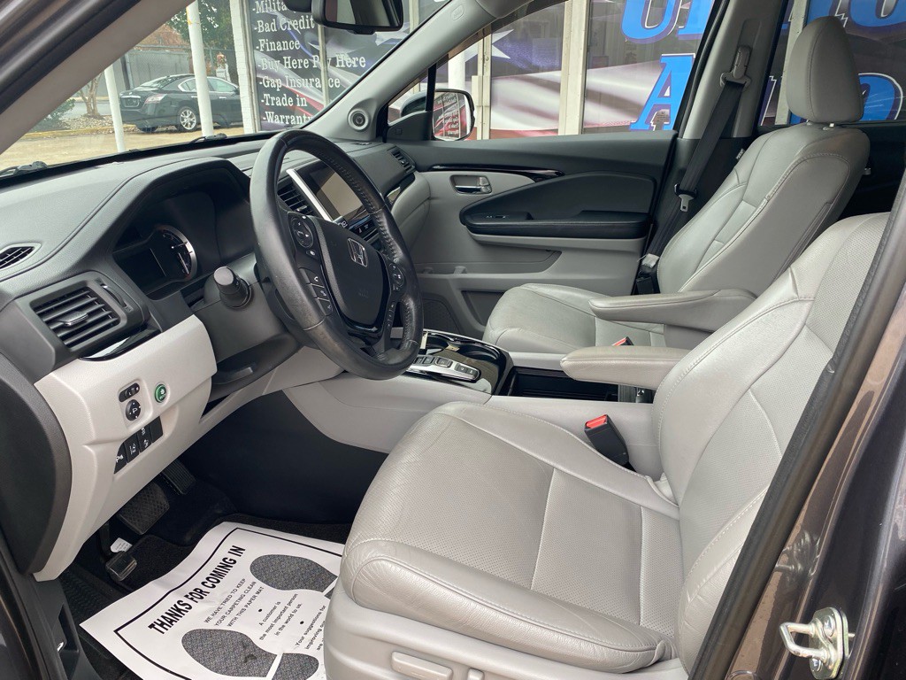 2016 Honda Pilot Image 10