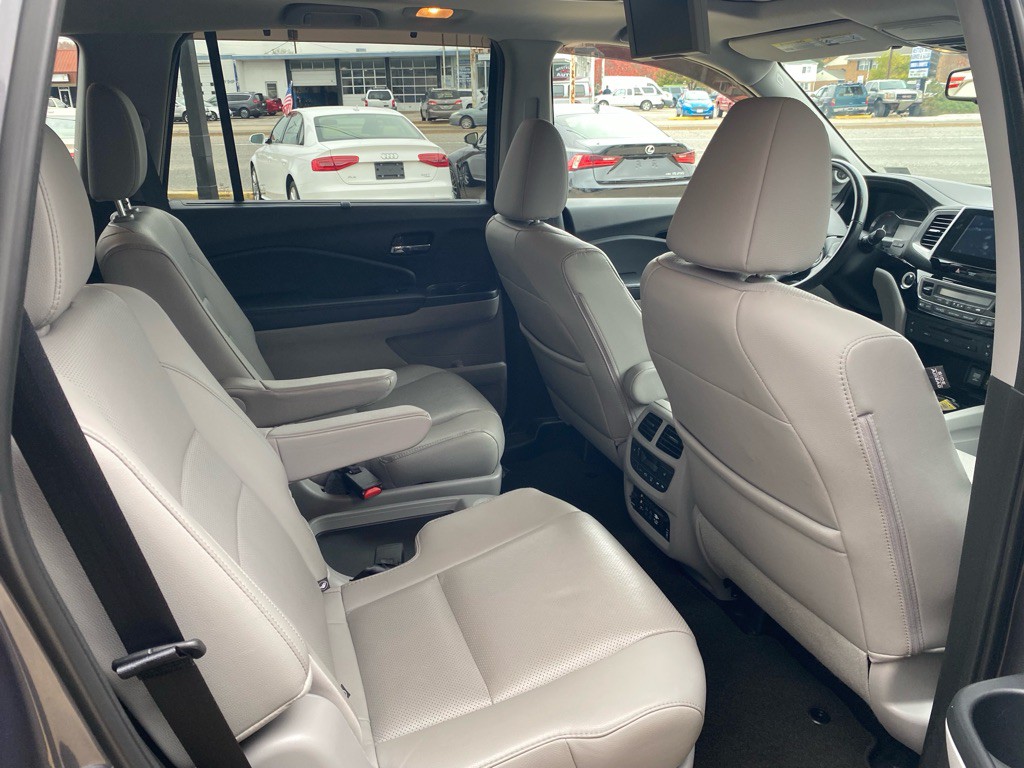 2016 Honda Pilot Image 15