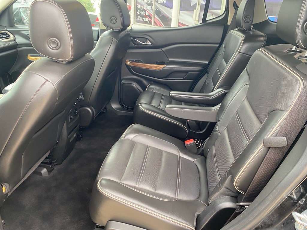 2017 GMC Acadia Image 11