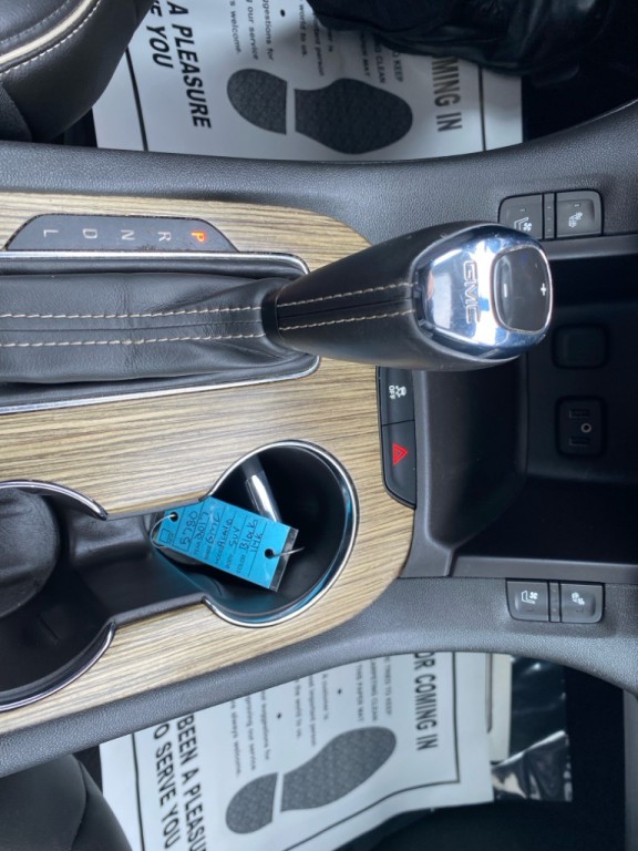 2017 GMC Acadia Image 24