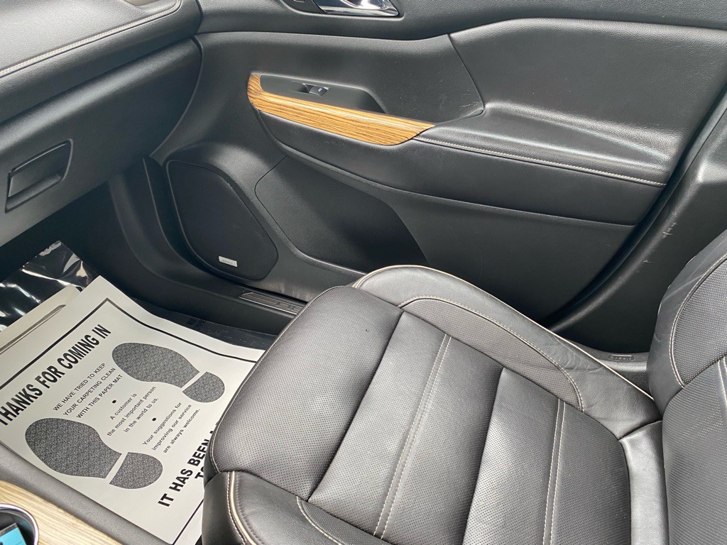 2017 GMC Acadia Image 25