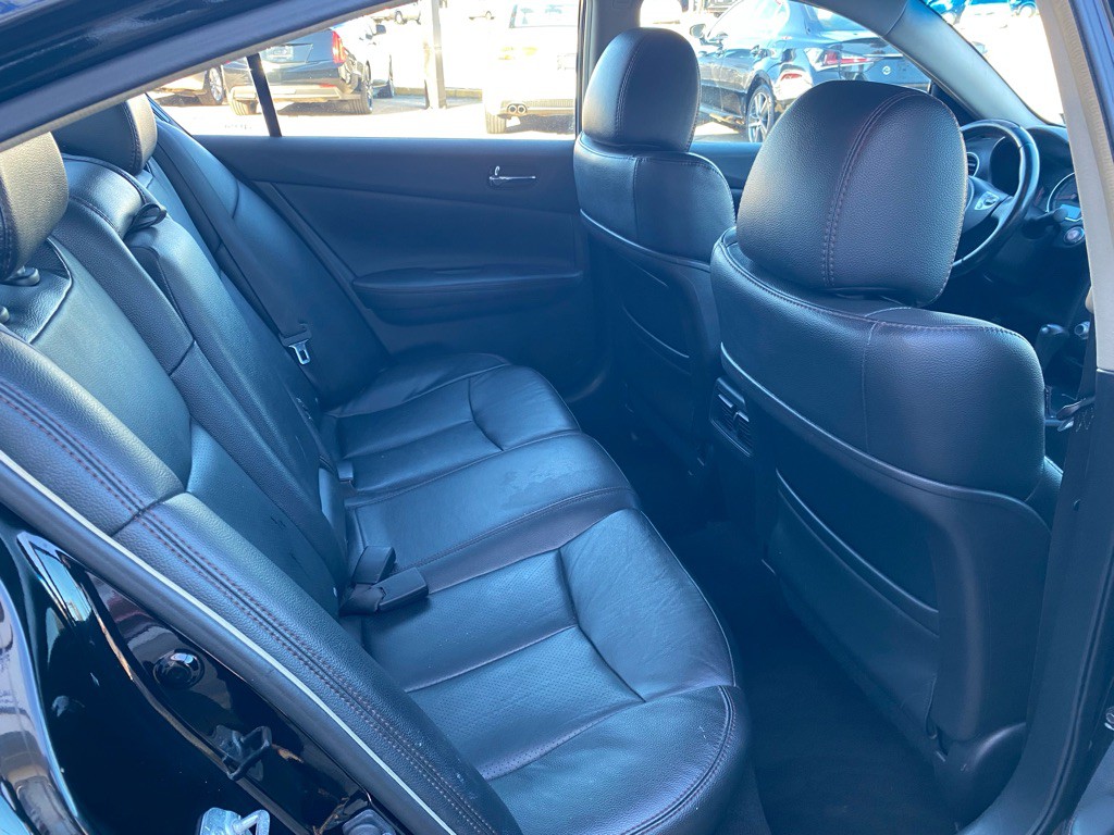 2012 Nissan Maxima Image 13