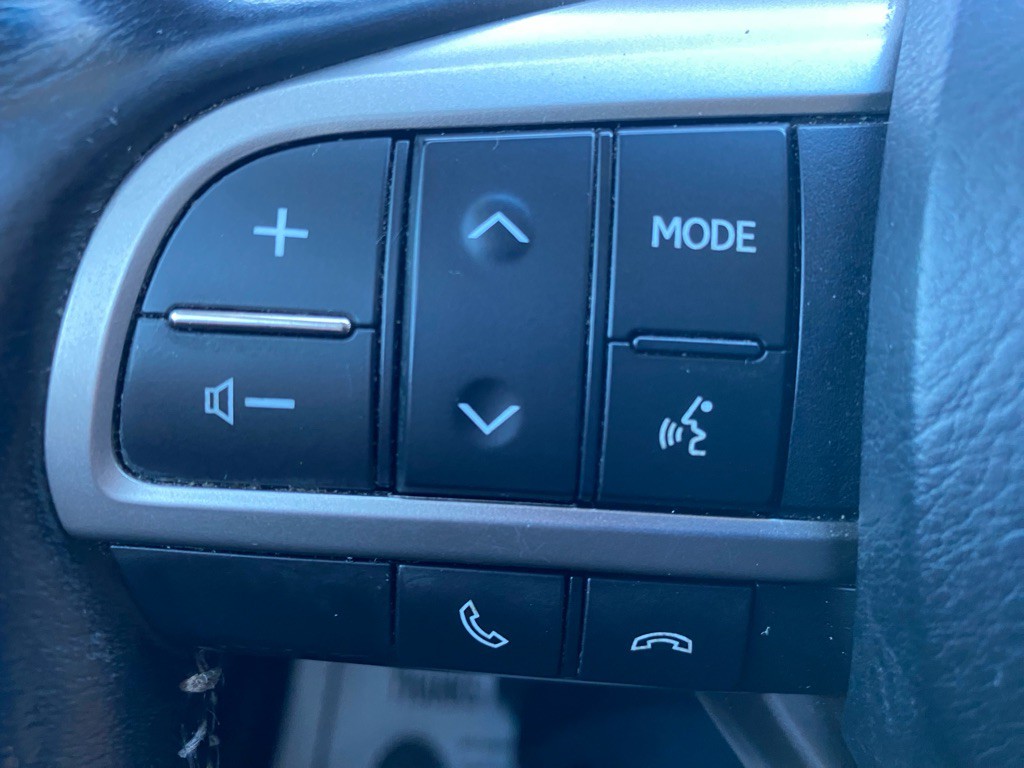 2016 Lexus GS Image 20