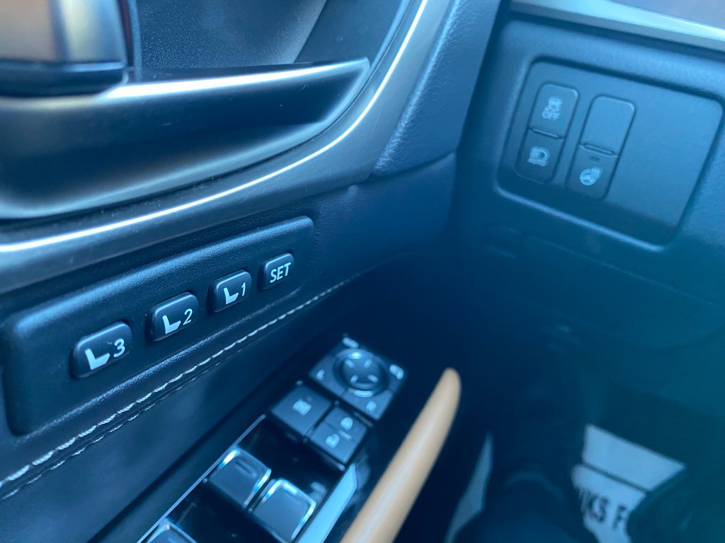 2016 Lexus GS Image 22