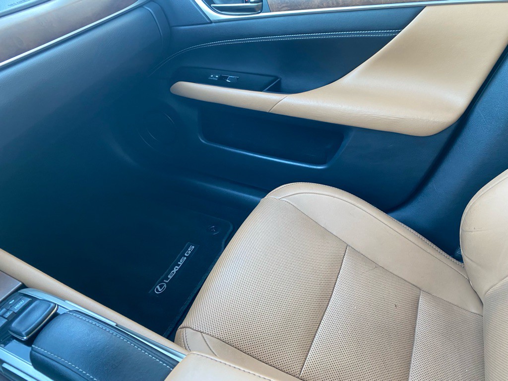 2016 Lexus GS Image 27