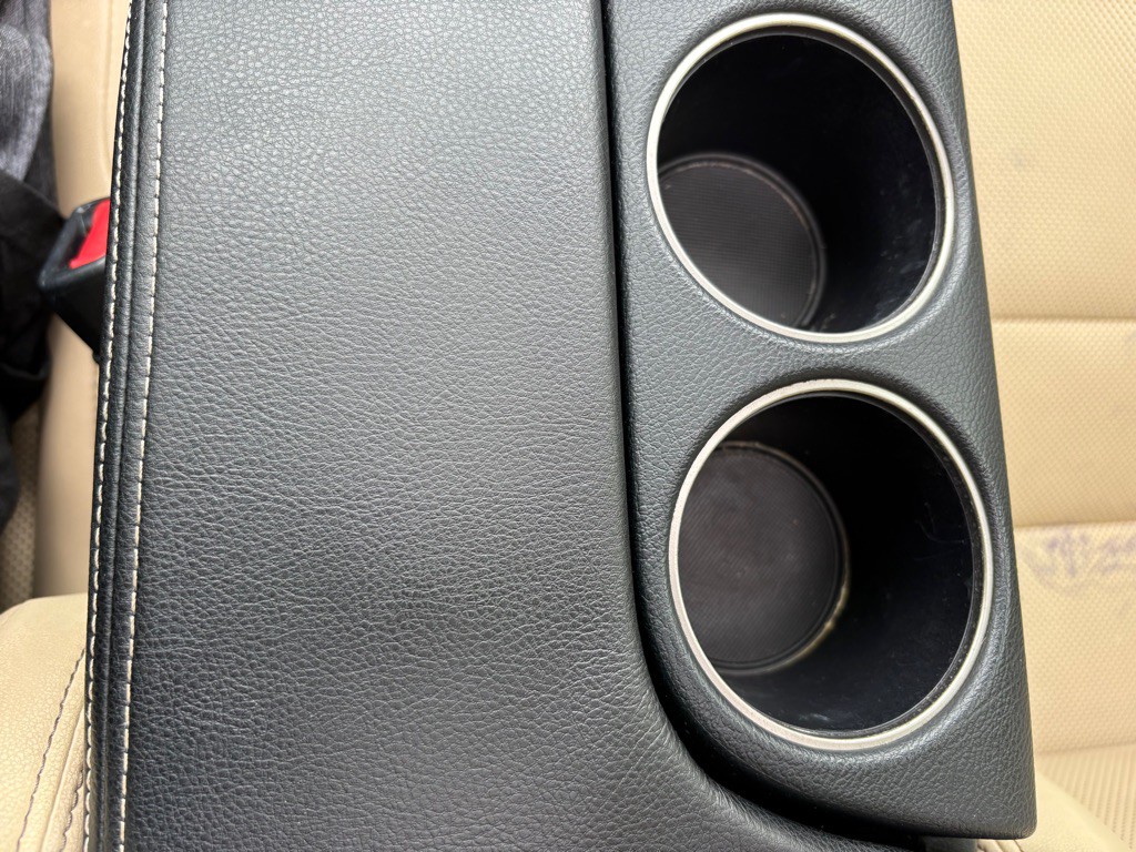 2015 Lexus IS Image 25