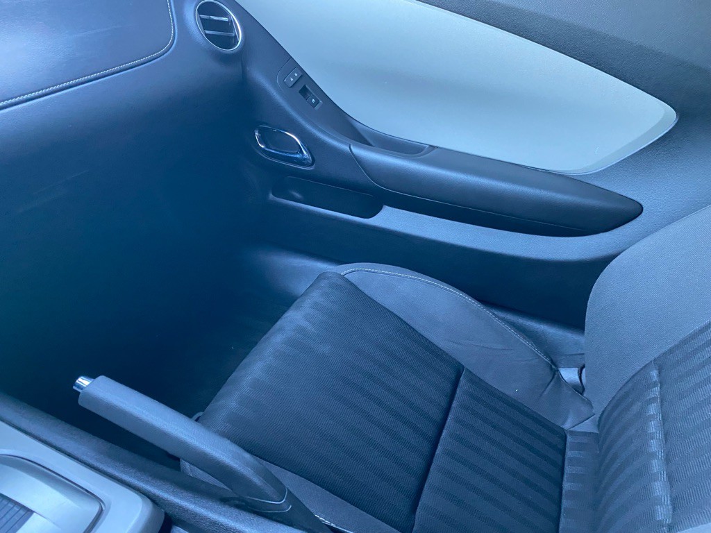 2015 Chevrolet Camaro Image 21