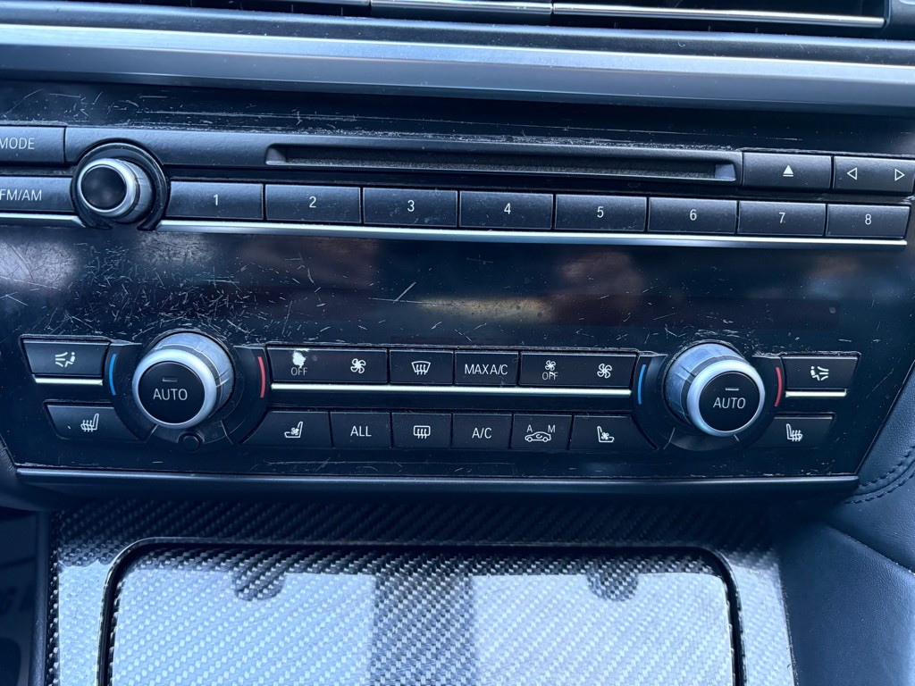 2013 BMW M6 Image 26