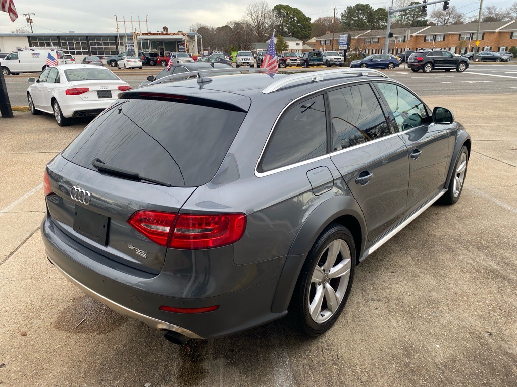 2015 Audi A4 Image 7