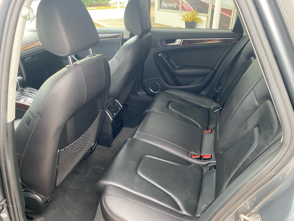 2015 Audi A4 Image 11