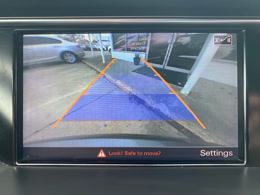 2015 Audi A4 Image 16