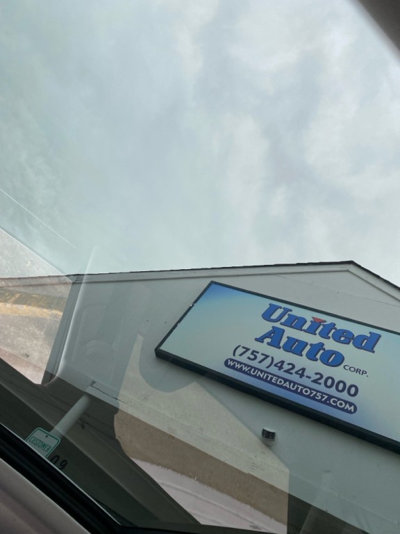 2015 Audi A4 Image 17