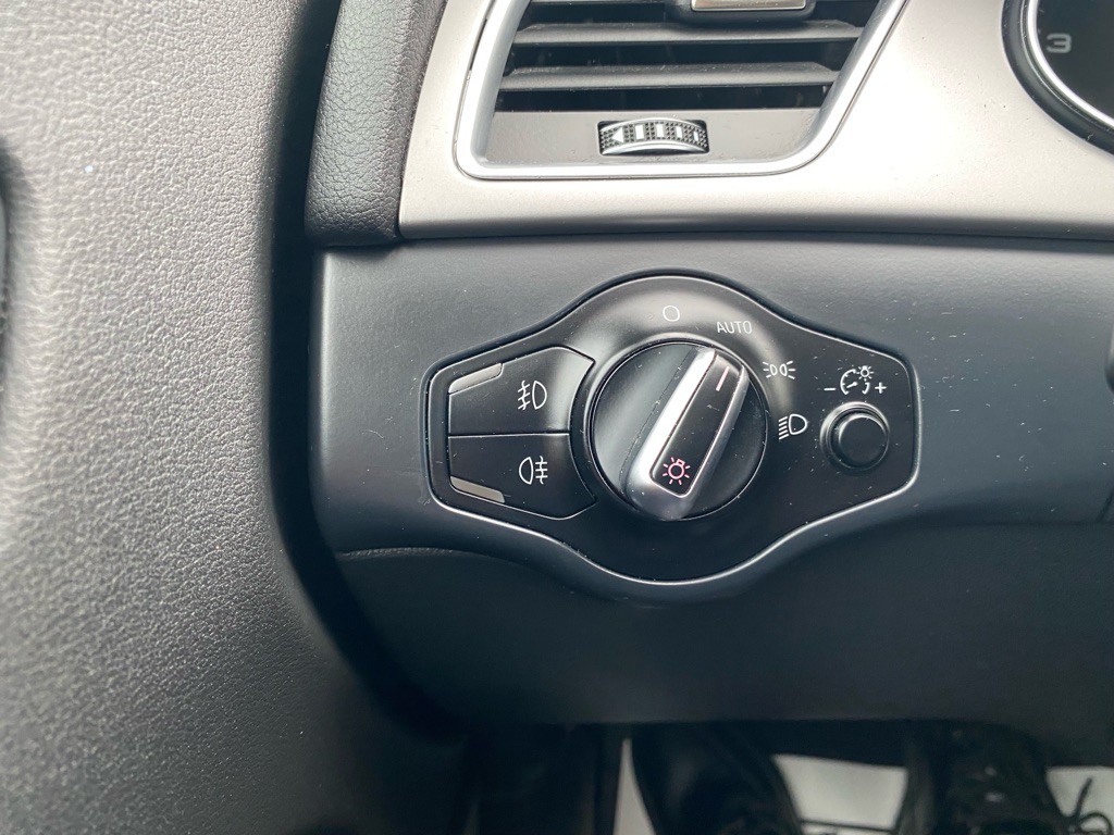 2015 Audi A4 Image 22