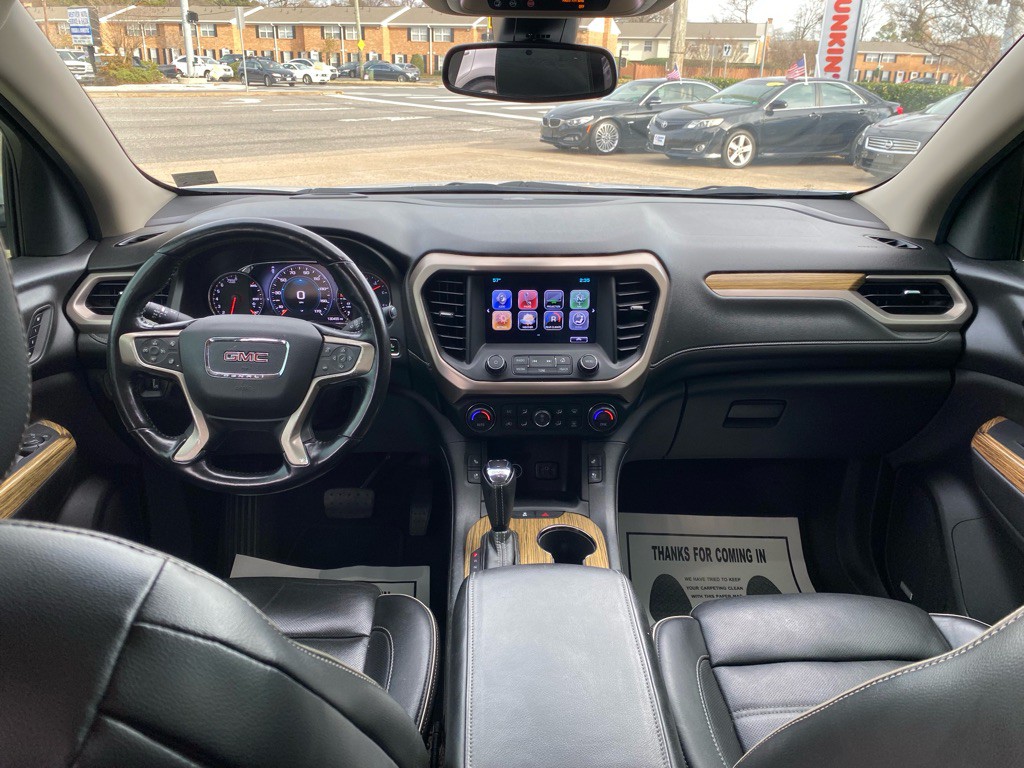 2017 GMC Acadia Image 13