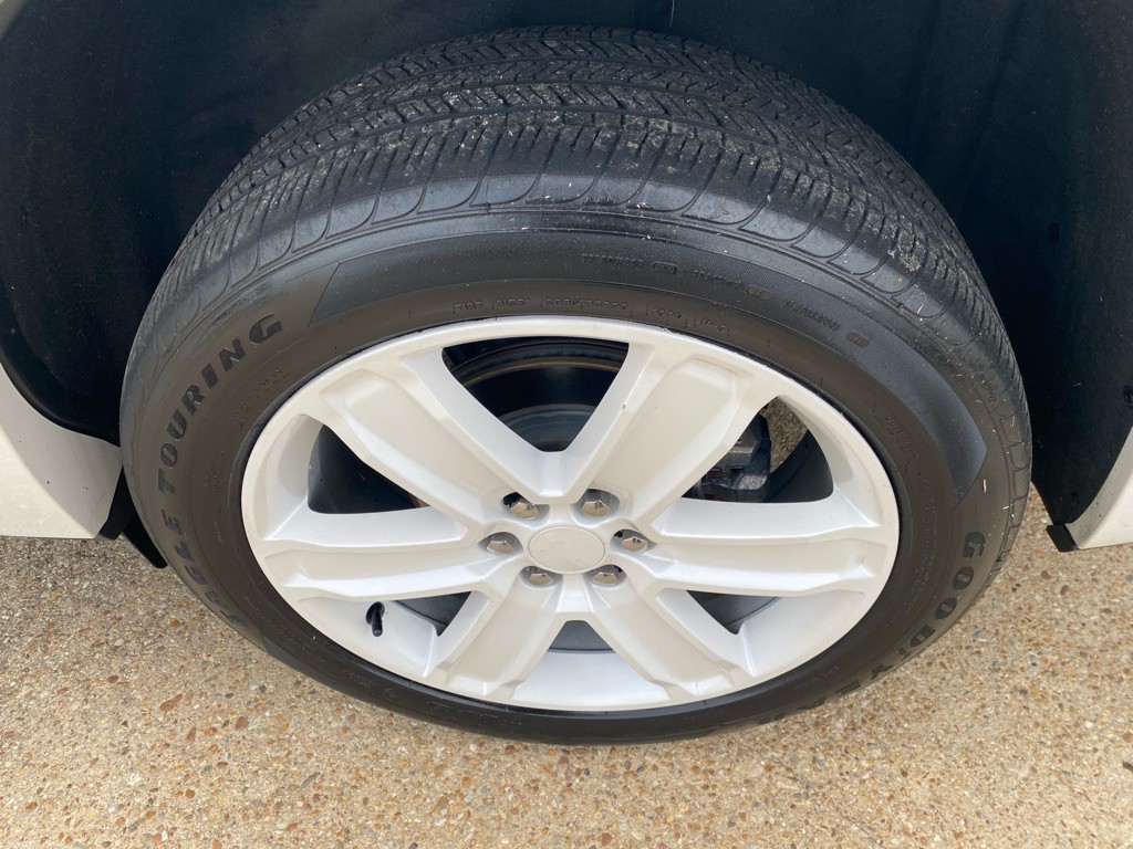 2017 GMC Acadia Image 30