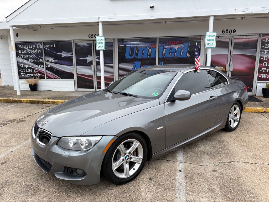 2011 BMW 3 Series Image 5