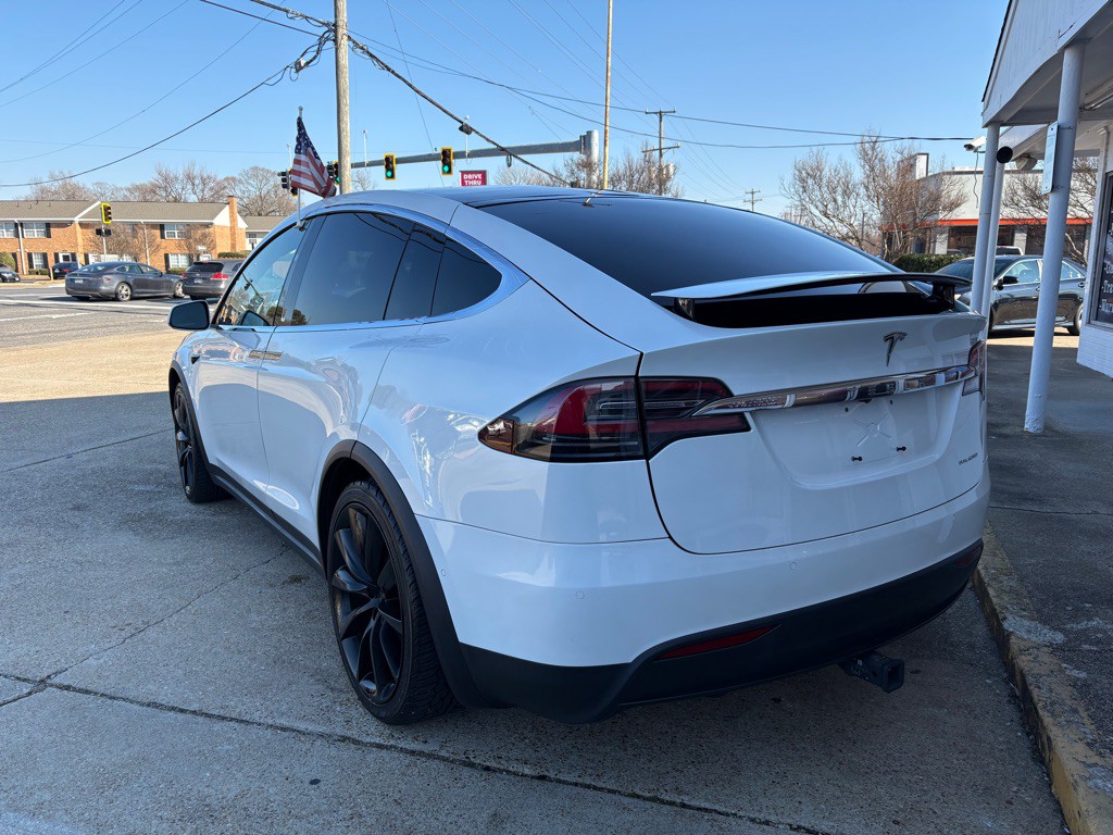 2020 Tesla Model X Image 5