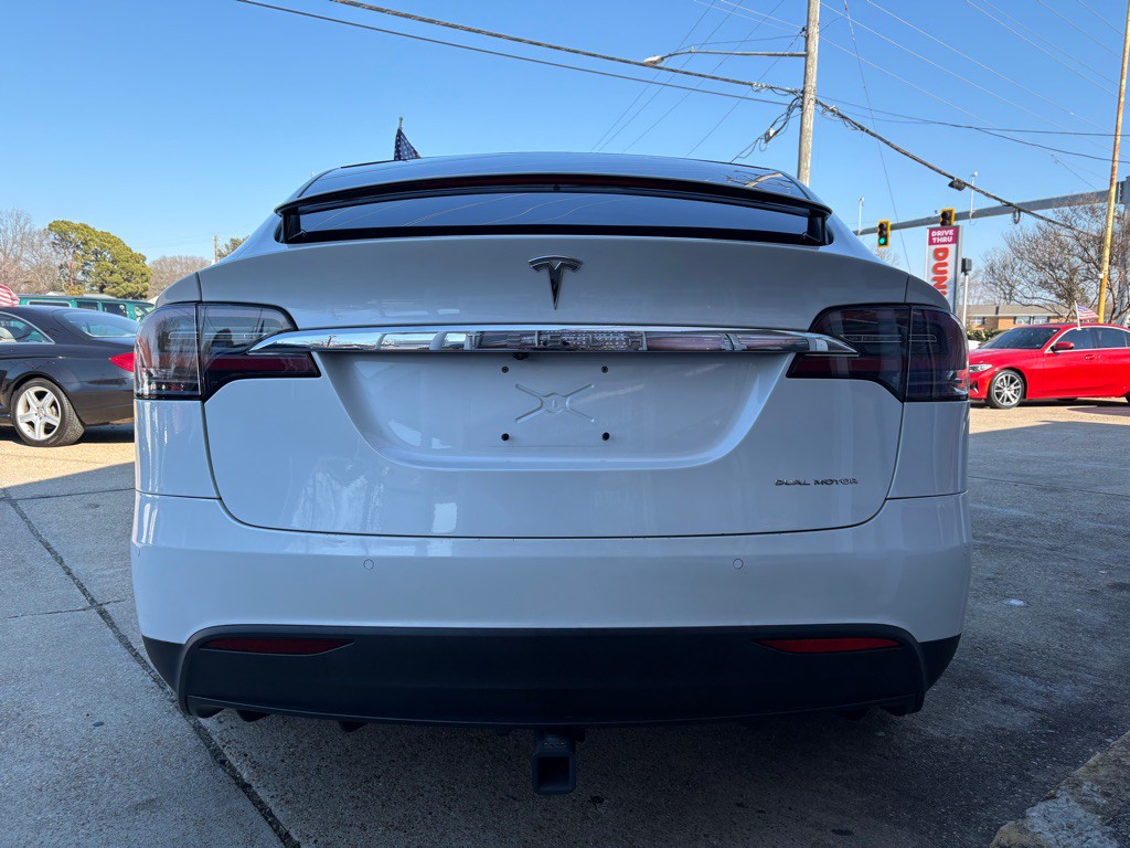 2020 Tesla Model X Image 6