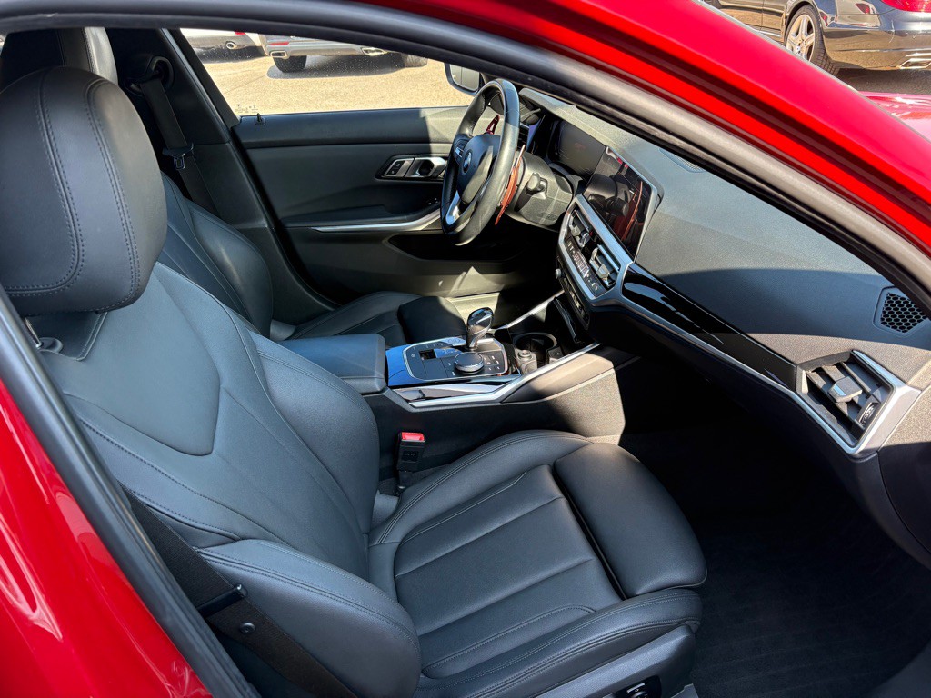 2019 BMW 3 Series Image 14