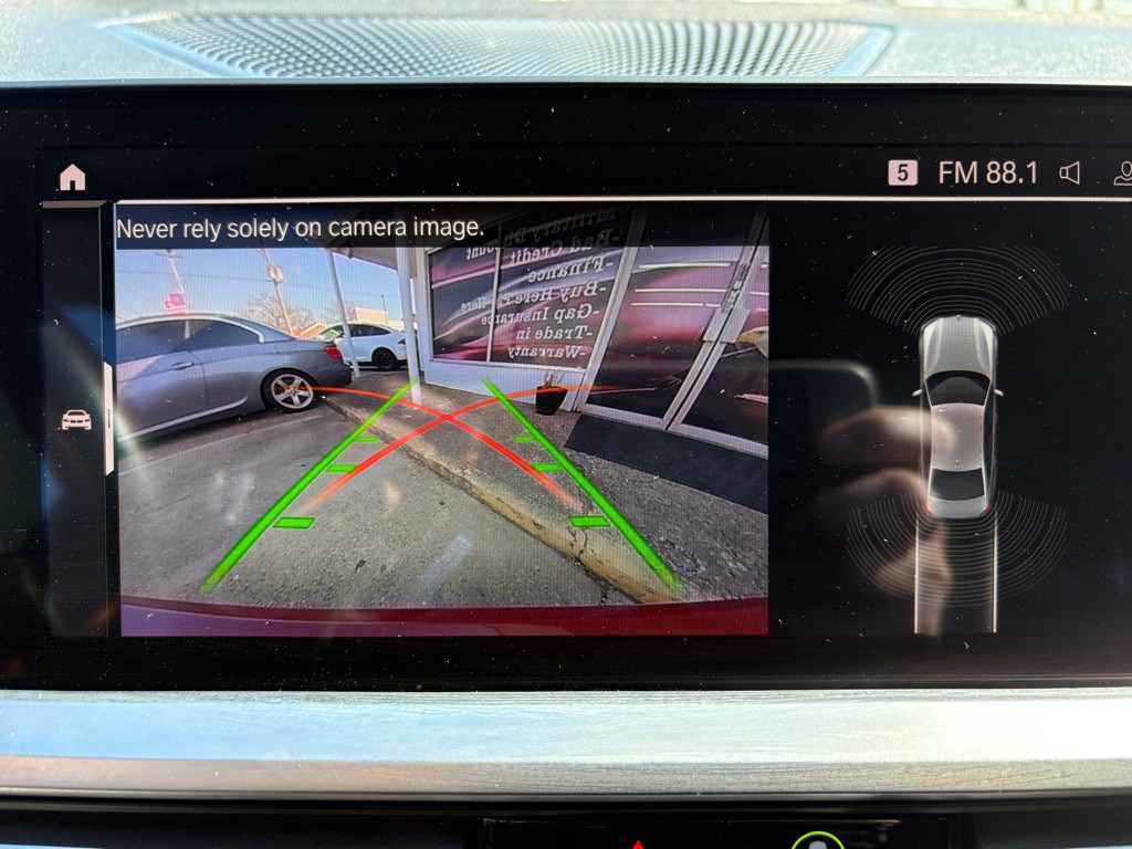 2019 BMW 3 Series Image 16