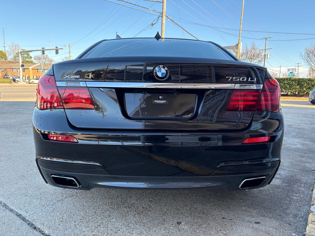 2015 BMW 7 Series Image 5