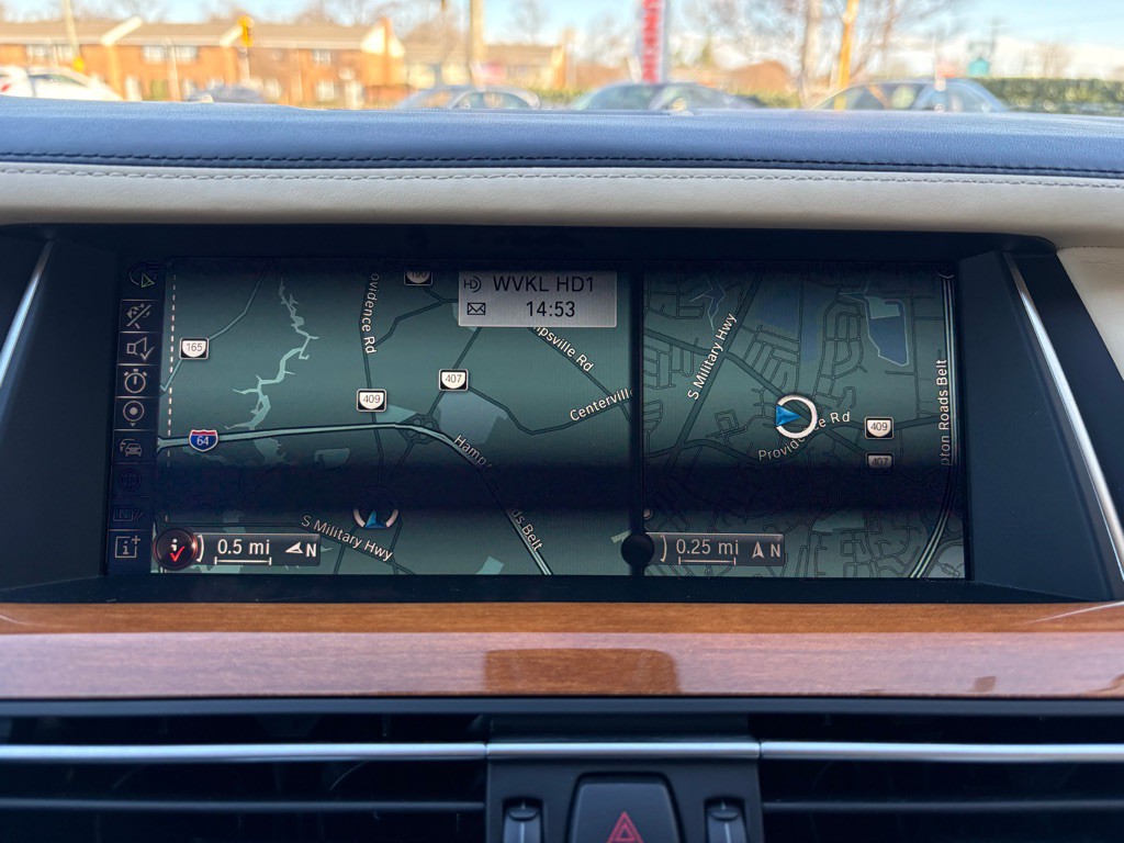 2015 BMW 7 Series Image 14