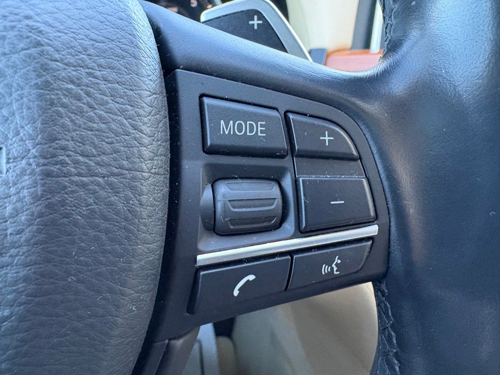 2015 BMW 7 Series Image 19