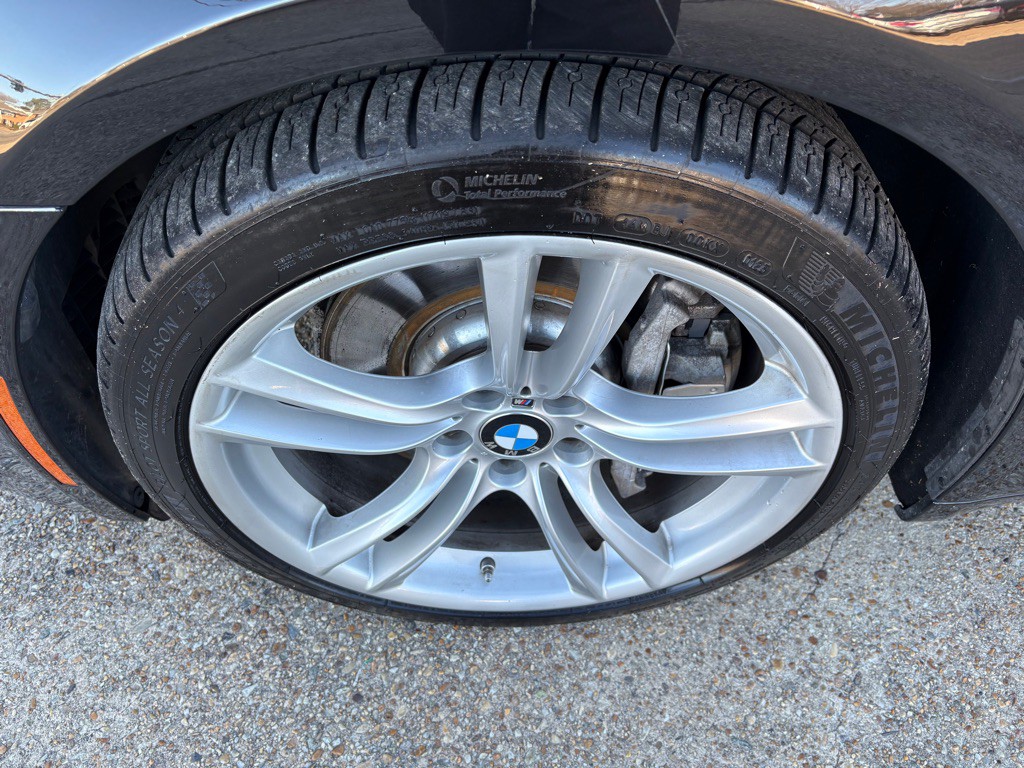 2015 BMW 7 Series Image 27