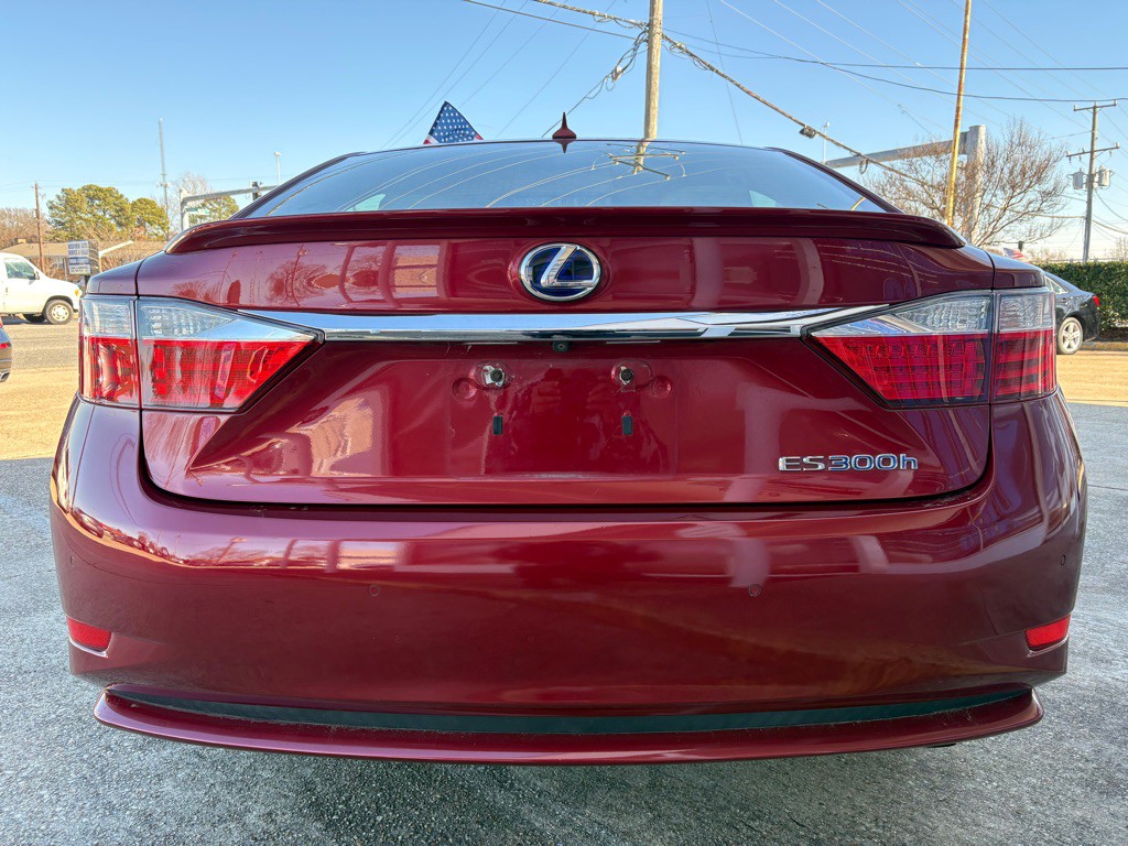 2013 Lexus ES Image 5