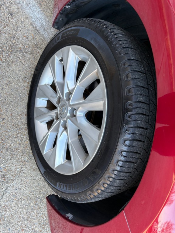 2013 Lexus ES Image 32