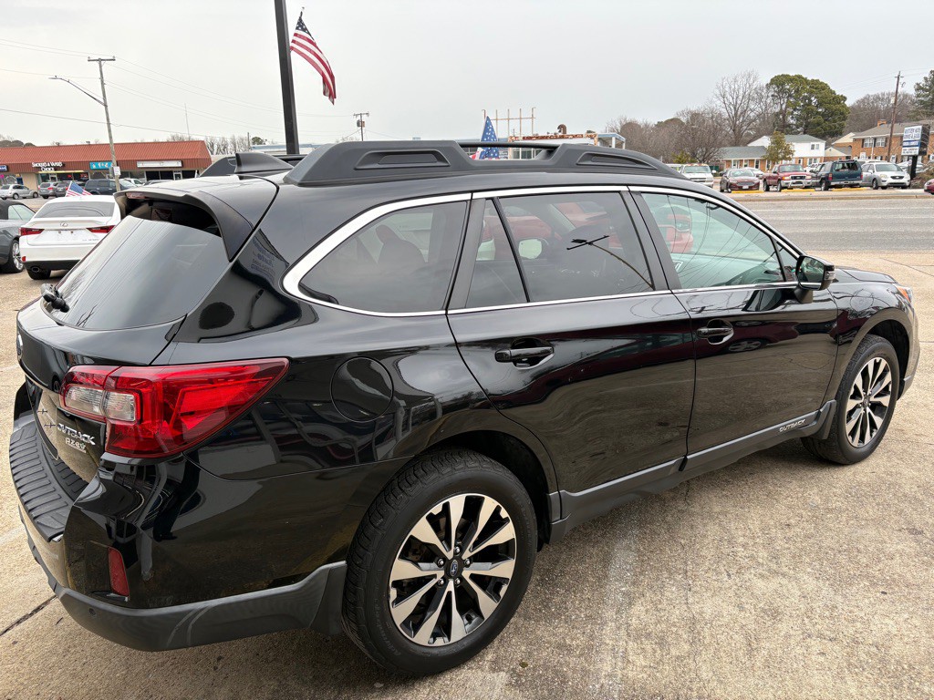 2017 Subaru Outback Image 7