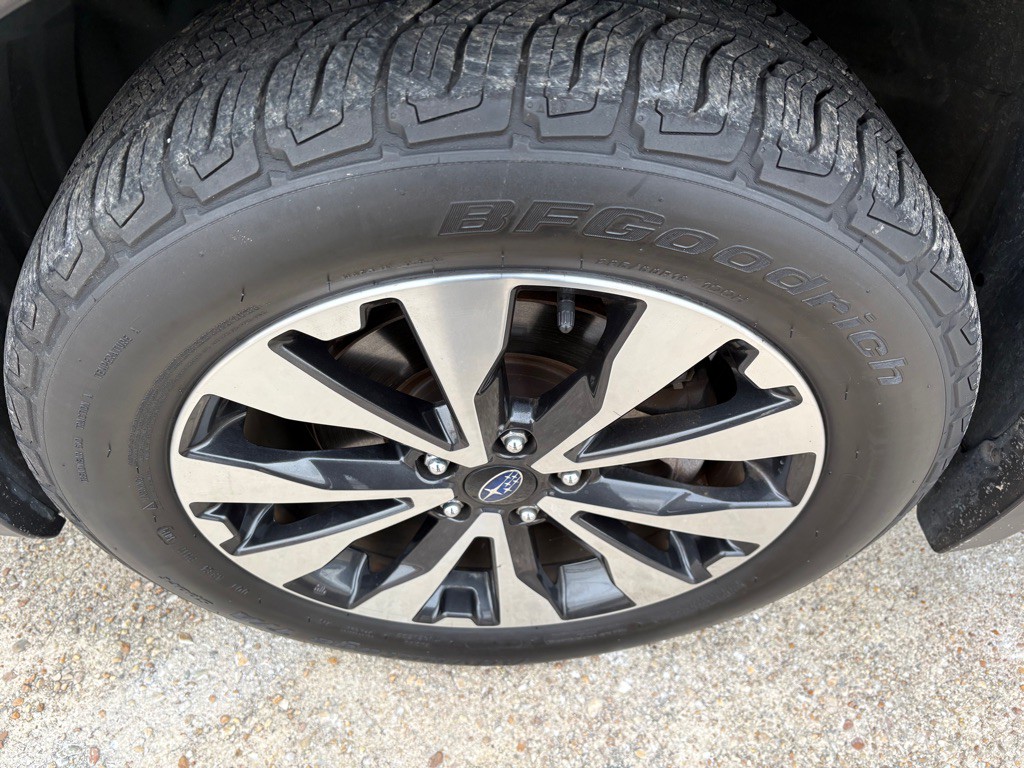 2017 Subaru Outback Image 30