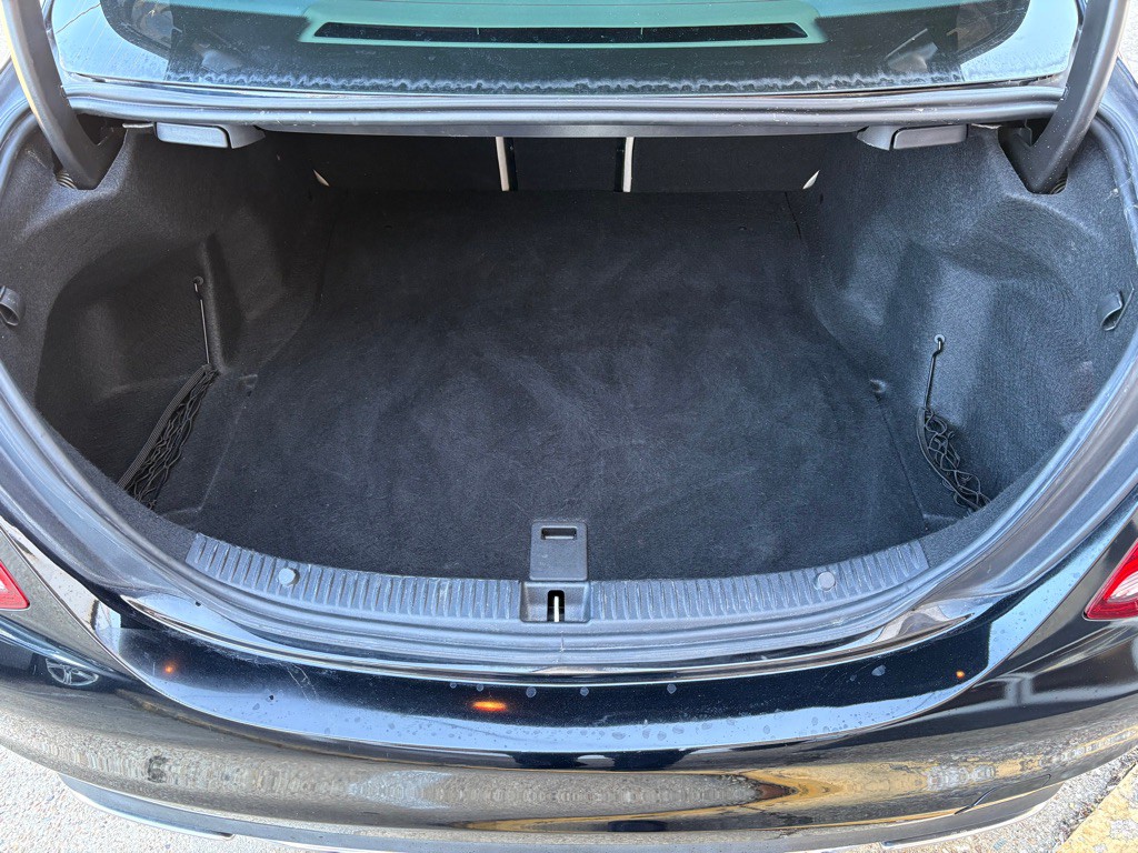 2015 Mercedes-Benz C-Class Image 6