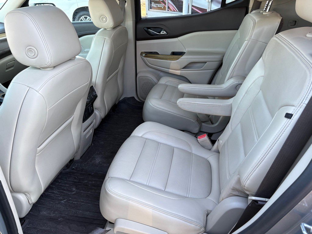 2019 GMC Acadia Image 11