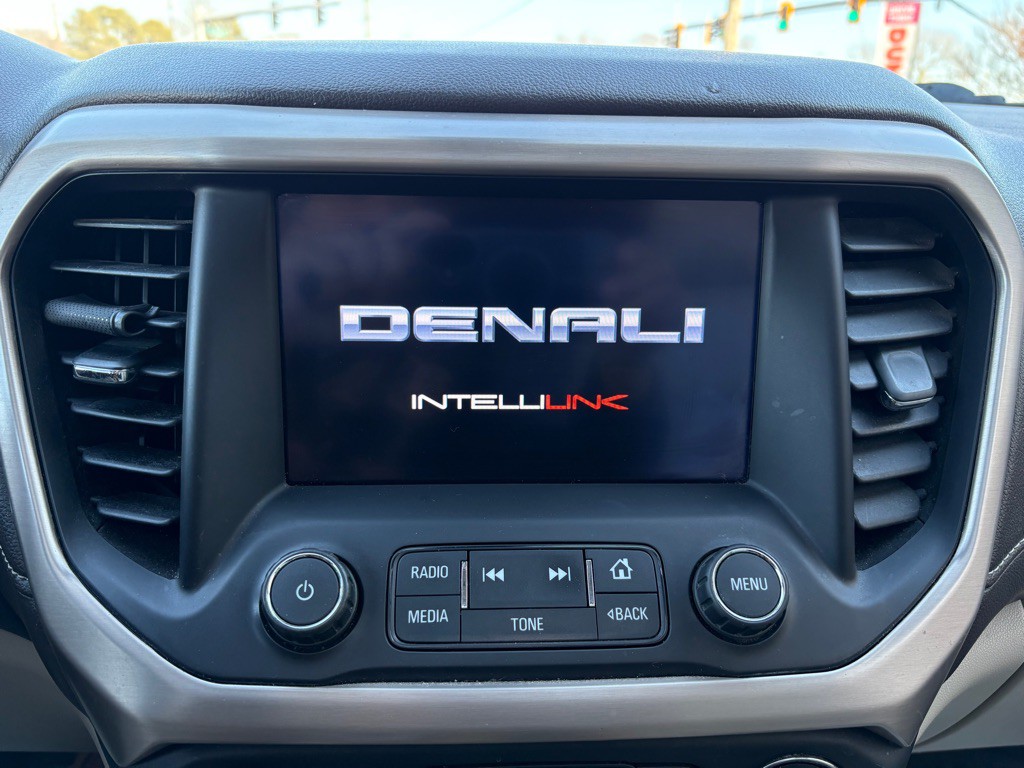 2019 GMC Acadia Image 25