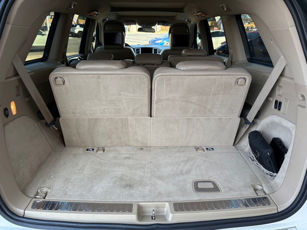 2015 Mercedes-Benz GL-Class Image 6