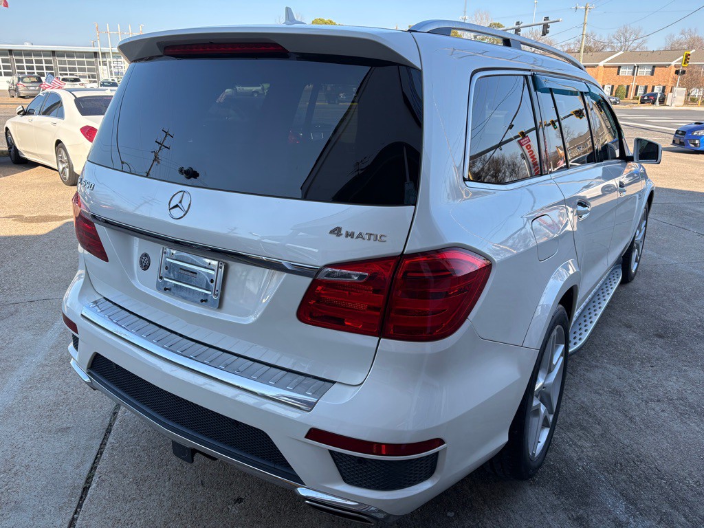 2015 Mercedes-Benz GL-Class Image 7